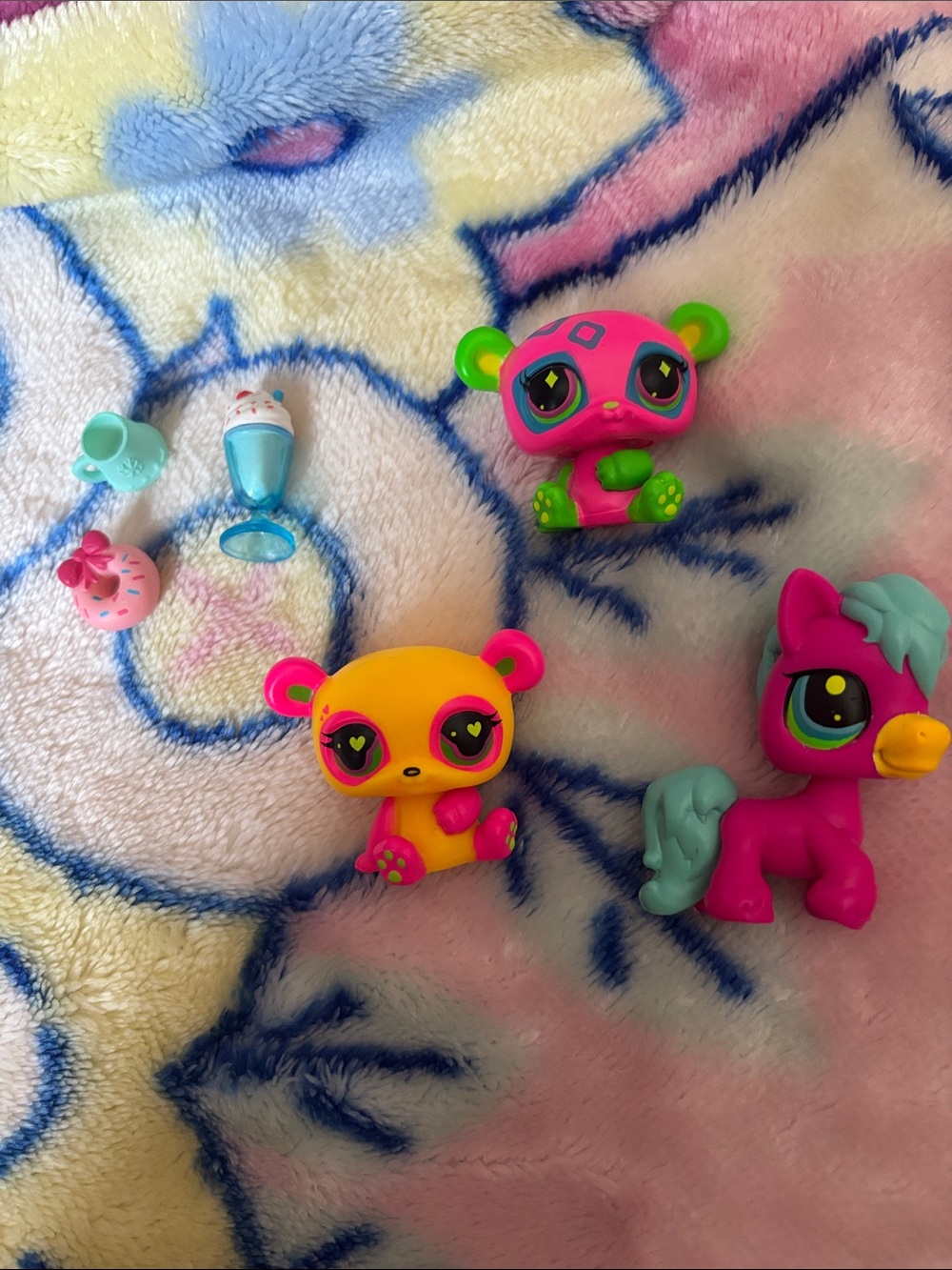 Set of 3 Black light LPS and accessories included